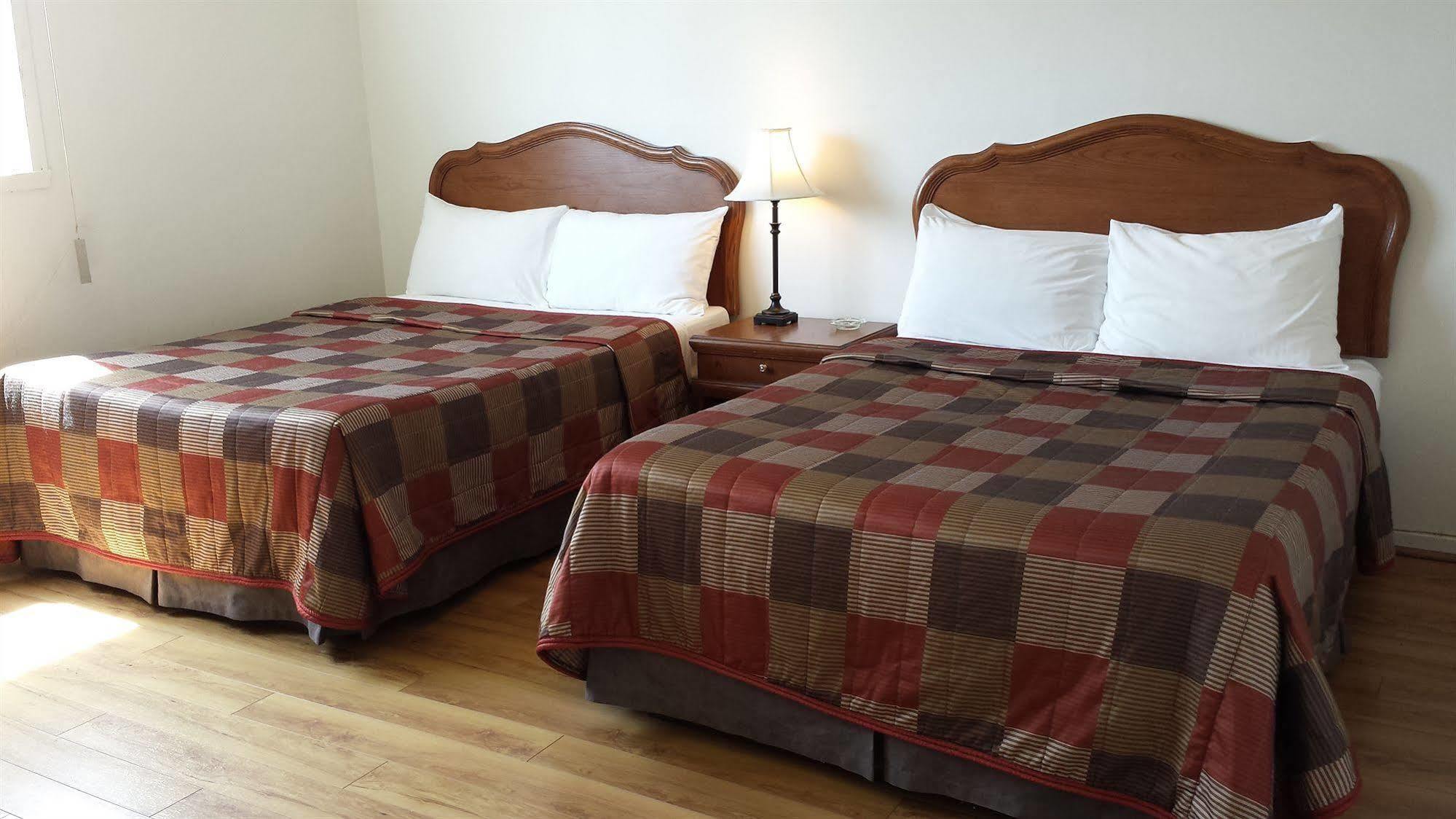 Motel Iberville Saint-Jean-sur-Richelieu Exteriör bild