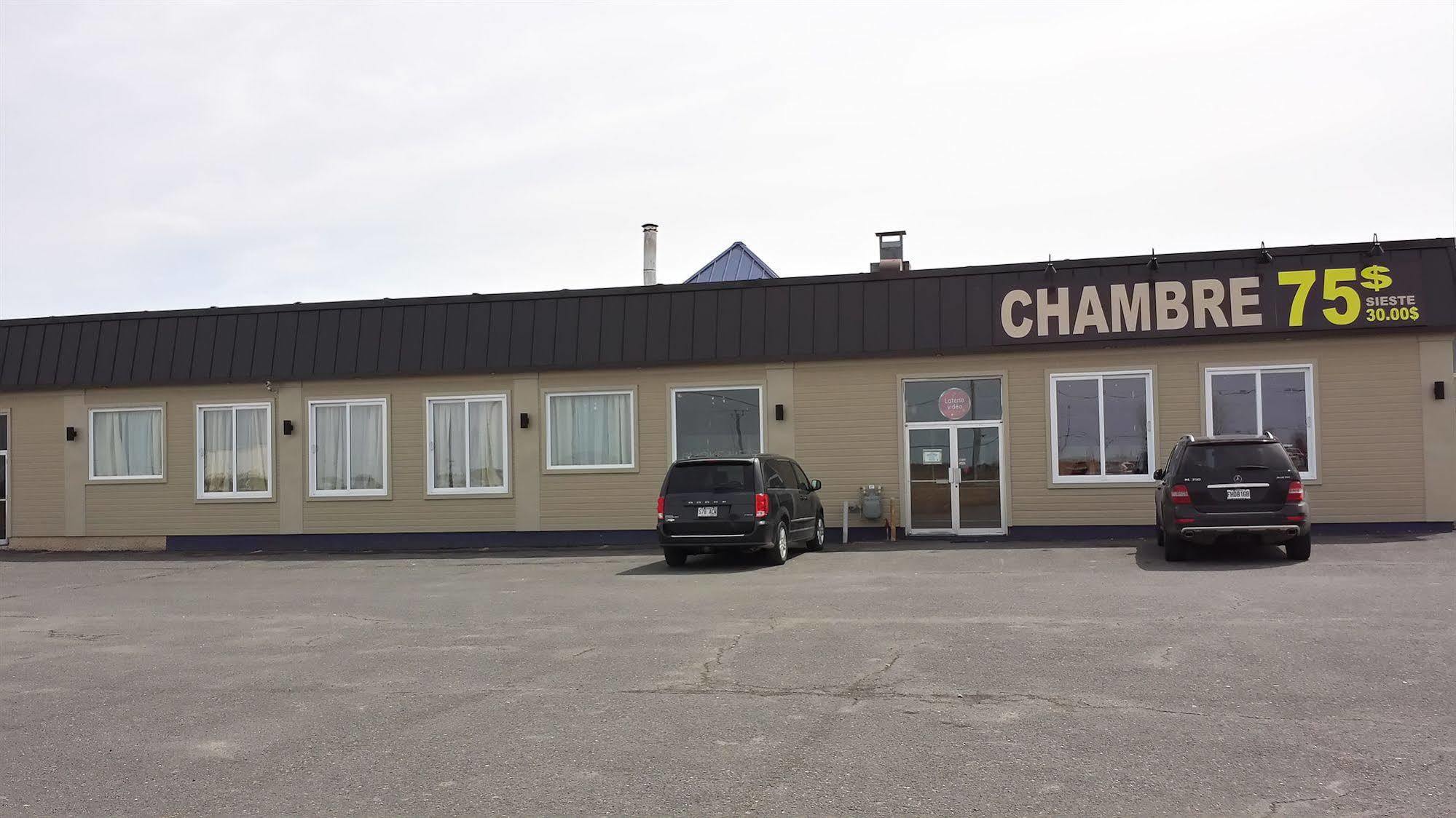 Motel Iberville Saint-Jean-sur-Richelieu Exteriör bild